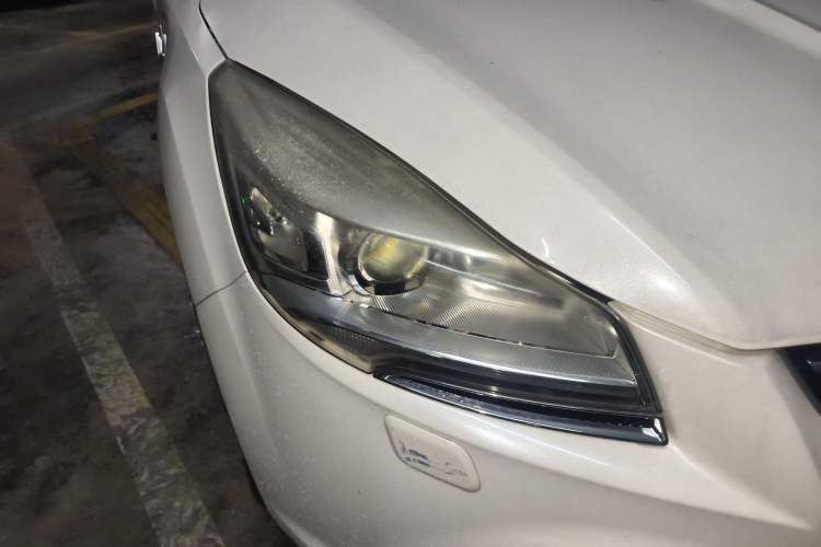 Used Ford Kuga 2015 2.0L GTDi Four-Wheel-Drive Sport Model