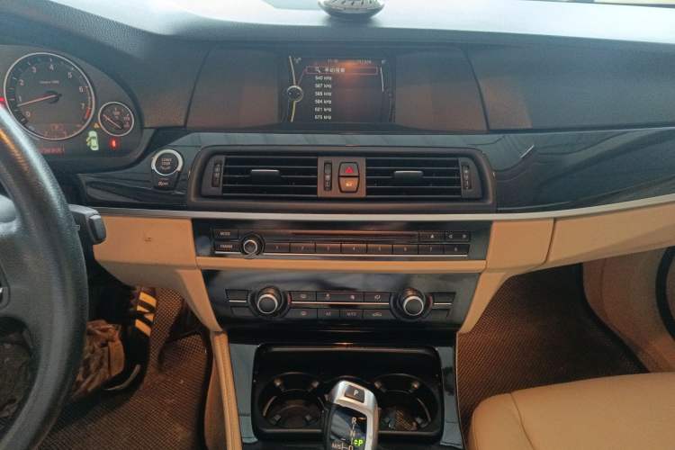 Used BMW 5 Series 2013 520Li Elegant Edition