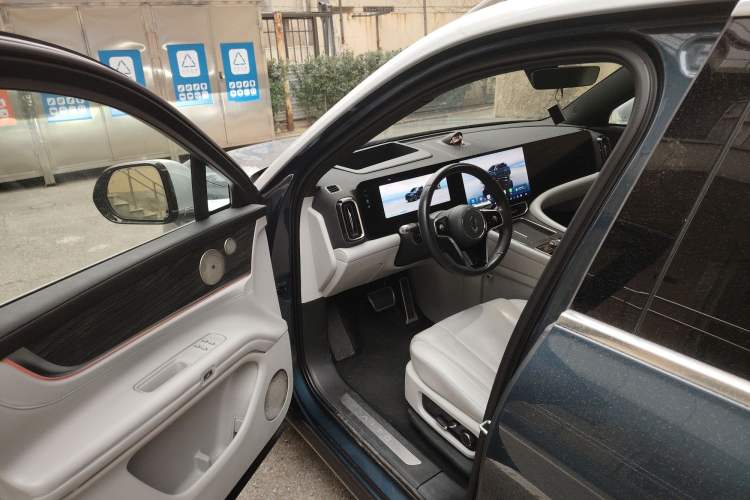 Used Hima AITO M9 2024 Range-Extended Max Edition 42 kWh 6-Seater Version
