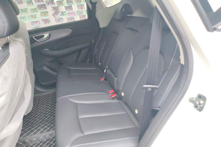 Used Roewe RX5 2025 PLUS 330TGI Automatic Trendsetting Smart Edition Left Rear Seat