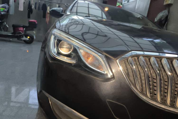 Used Buick GT 2015 15N Manual Elite Edition Right Front Headlight