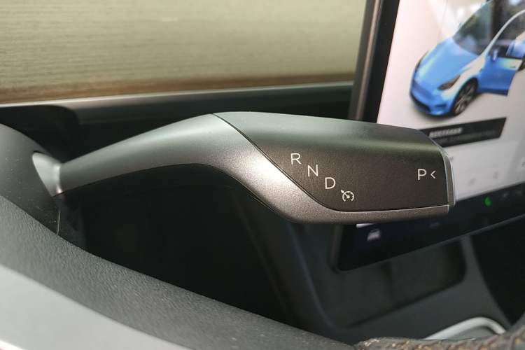 Used Tesla Model Y 2021 Standard Range Rear-Wheel Drive Version