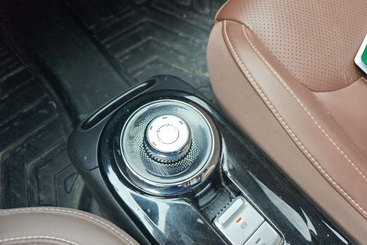 Used Wuling Bingo 2023 333 km Lingxi Connected+ Version Gear Lever