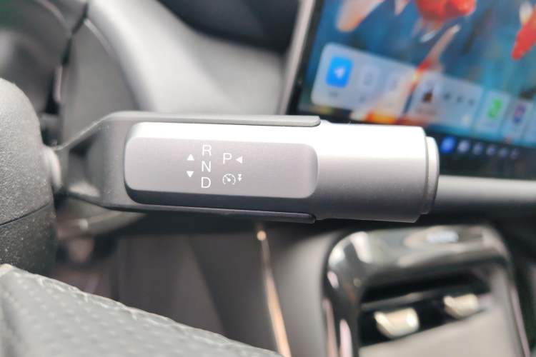 Used AION V 2024 Aion Tyrannosaurus 650 LiDAR Edition Gear Lever