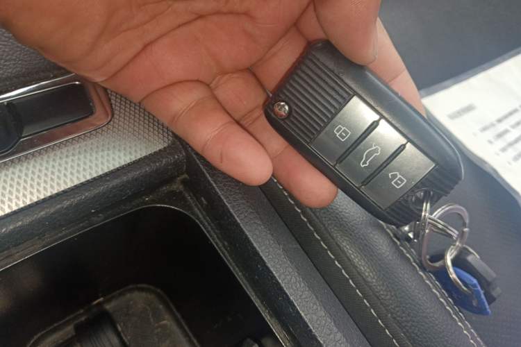 Used Roewe RX5 2018 20T Two-Wheel Drive Automatic Flagship Edition
