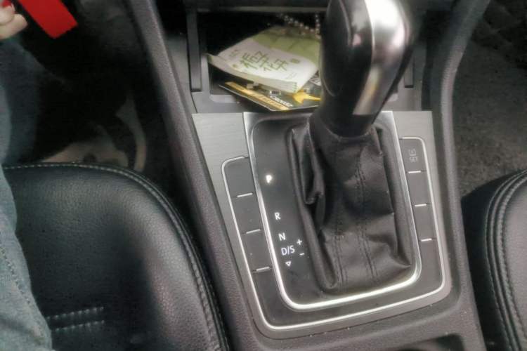 Used Volkswagen Golf 2015 1.4TSI Automatic Comfort Model
