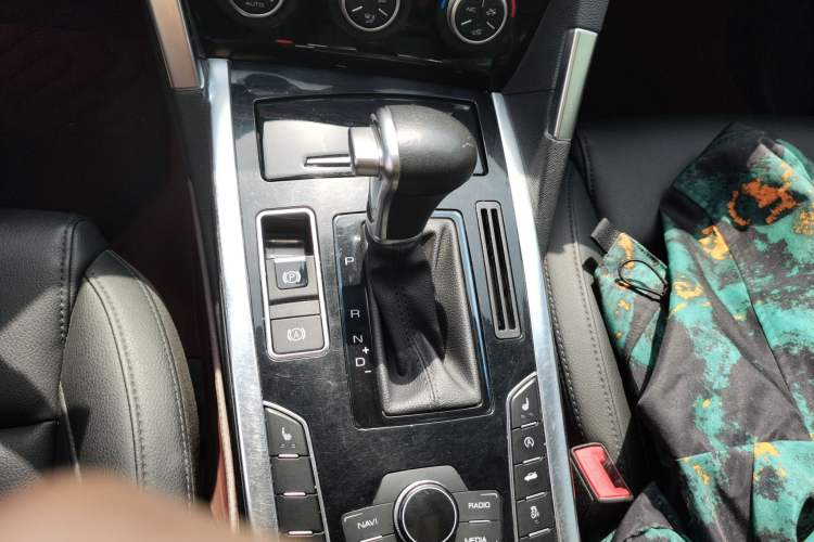 Used Haval H7 2016 Blue-Label H7 2.0T Automatic Luxury Model