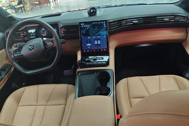 Used Nio ES8 2020 580 km Signature Edition 7-Seater Version
