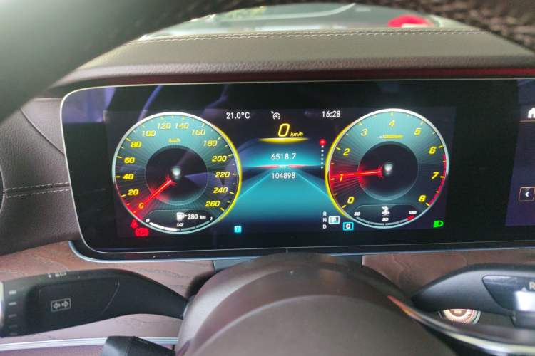 Used Mercedes-Benz E-Class 2021 E 300 L Stylish Model
