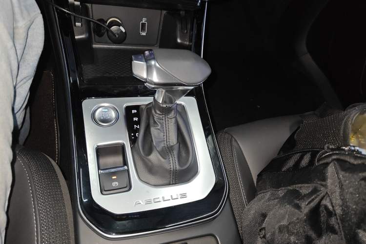 Used Dongfeng Aeolus Yixuan 2020 230T Automatic Cool Edition
