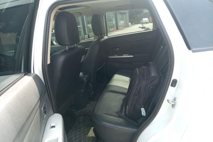 Used Mitsubishi ASX 2018 2.0L CVT Two-Wheel Drive Deluxe Edition Left Rear Seat