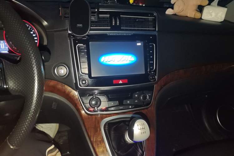 Used Haval H6 2015 Sport Edition 1.5T Manual Two-Wheel Drive Elite Model Audio And AC Panel