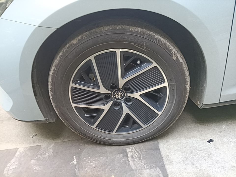 BYD Qin L 2024 DM-i 80KM Beyond Model — снимка 10