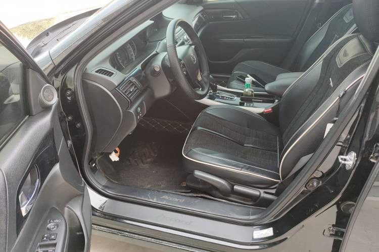 Used Honda Accord 2016 2.0L Comfort Edition
