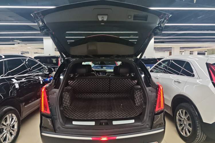 Used Cadillac XT5 2022 2.0T Two-Wheel Drive Luxury Version