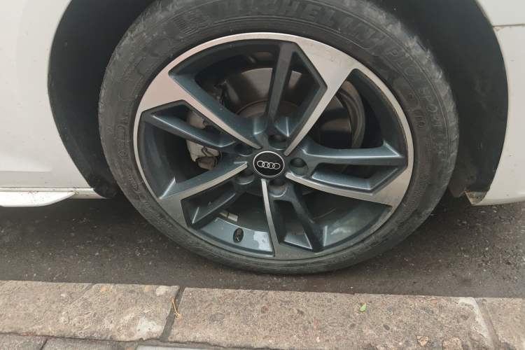 Used Audi A4L 2022 40 TFSI Fashion Dynamic Model
