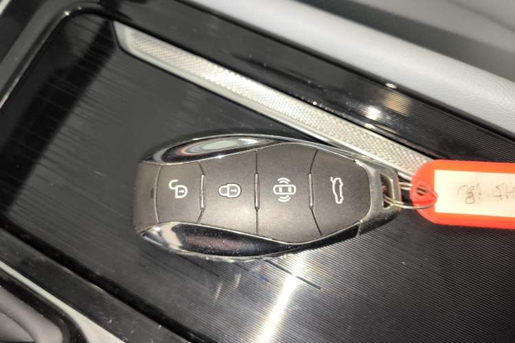 Used Hongqi H5 PHEV 2025 170 Super Hybrid Version
