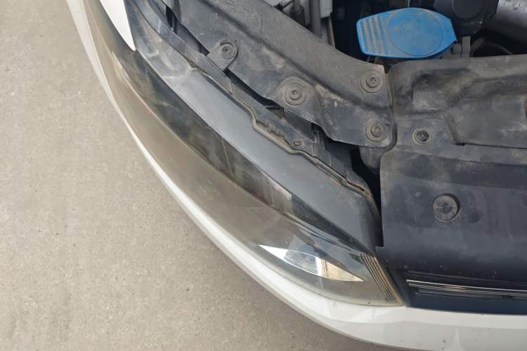 Used Volkswagen Polo 2011 1.6L Automatic ZhiKu Edition
