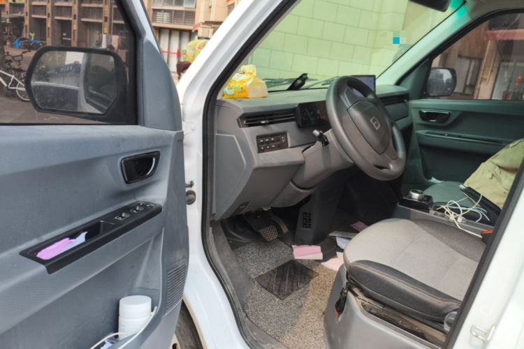 Used Farizon Xingxiang V 2024 Star Enjoy V6E Feature Edition Zhixin 46.08 kWh Driver Seat