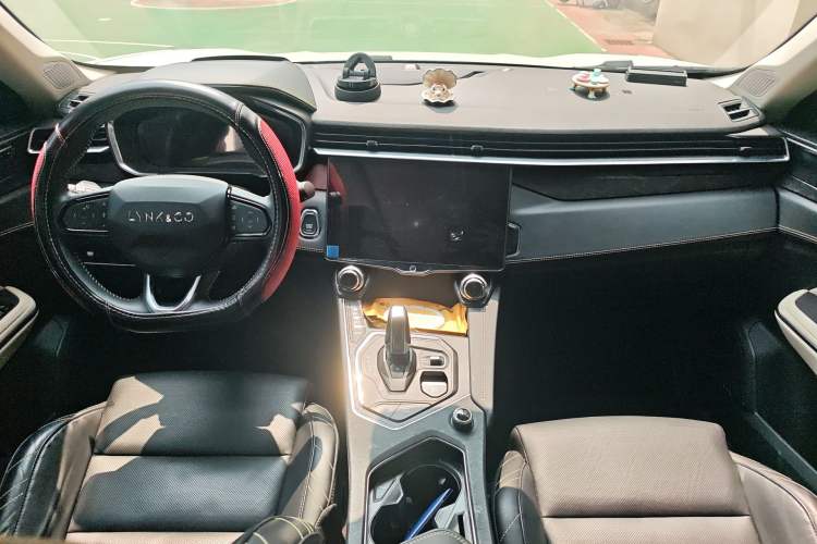 Used Lynk & Co 05 2020 2.0TD Two-Wheel Drive Shine Halo
