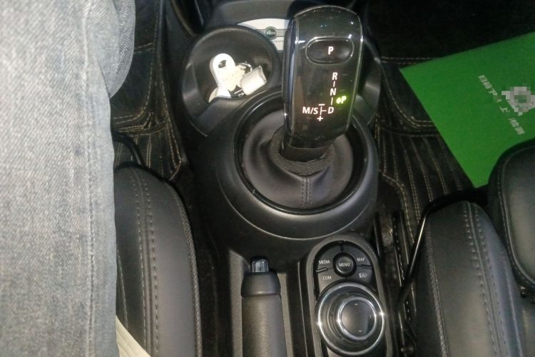 Used MINI 2023 2.0T COOPER S Artist Five-Door Edition
