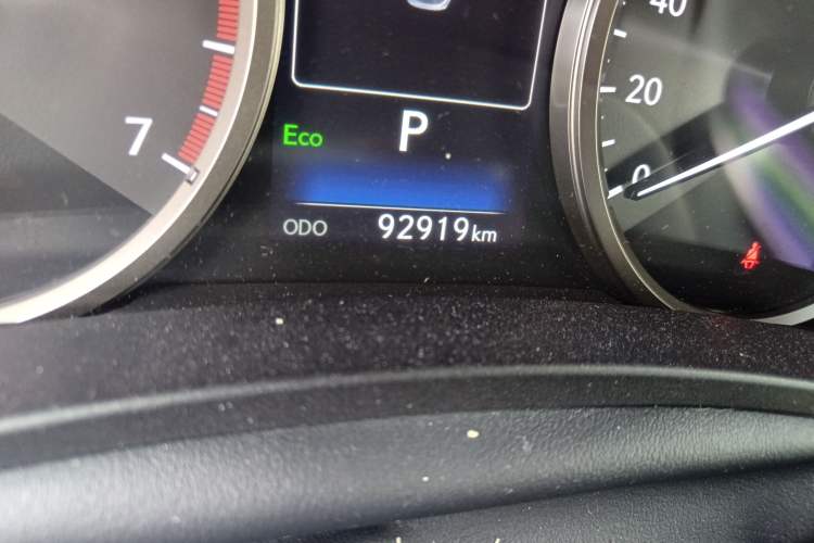 Used Lexus NX 2017 300 Front-Wheel-Drive Limited Edition Odometer Close Up