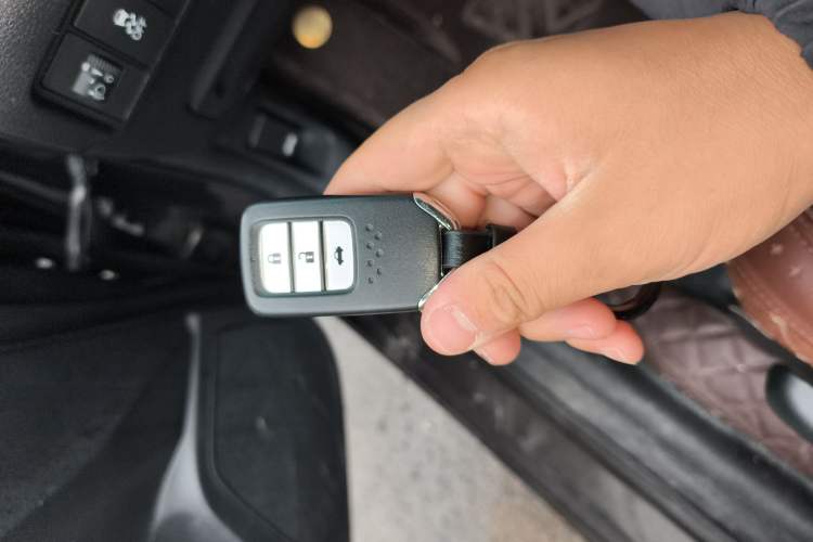 Used Honda Crider 2013 1.8L automatic luxury edition
