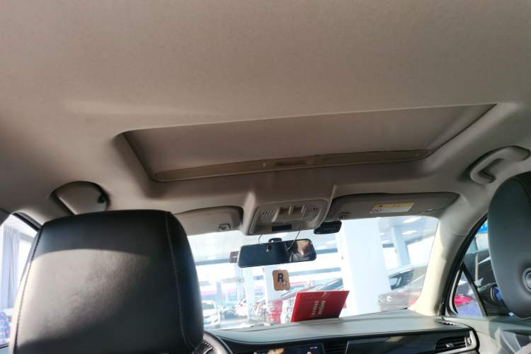 Used Buick Verano 2015 Sedan 20T Dual-Clutch Leading Model Headliner