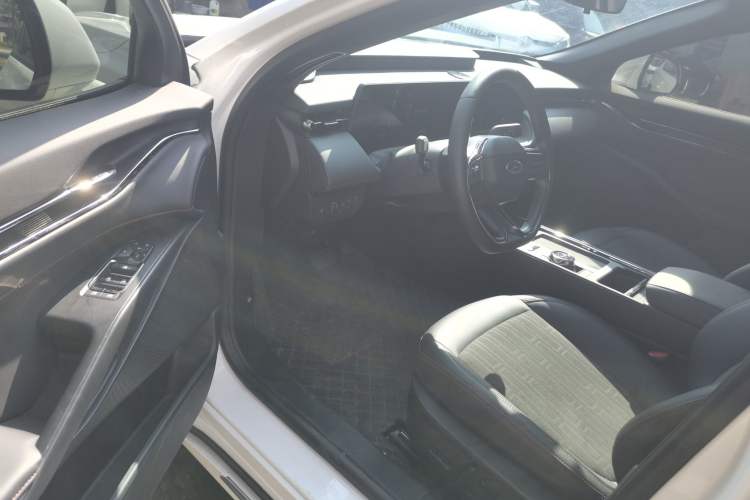 Used Ford Mondeo 2025 1.5T EcoBoost Comfort Version