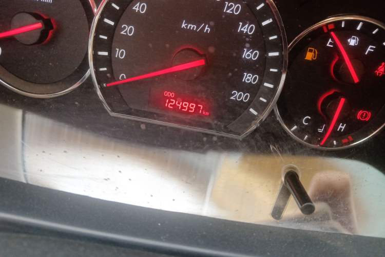 Used CHANGAN Alsvin V3 2015 1.4L Manual Meiman Model China IV Standard
