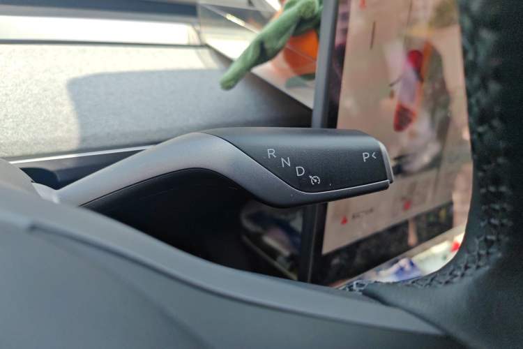 Used Tesla Model Y 2024 Rear-Wheel-Drive Version