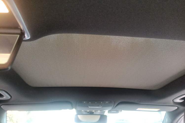 Used Mercedes-Benz GLC 2022 GLC 300 L 4MATIC Dynamic Model Headliner