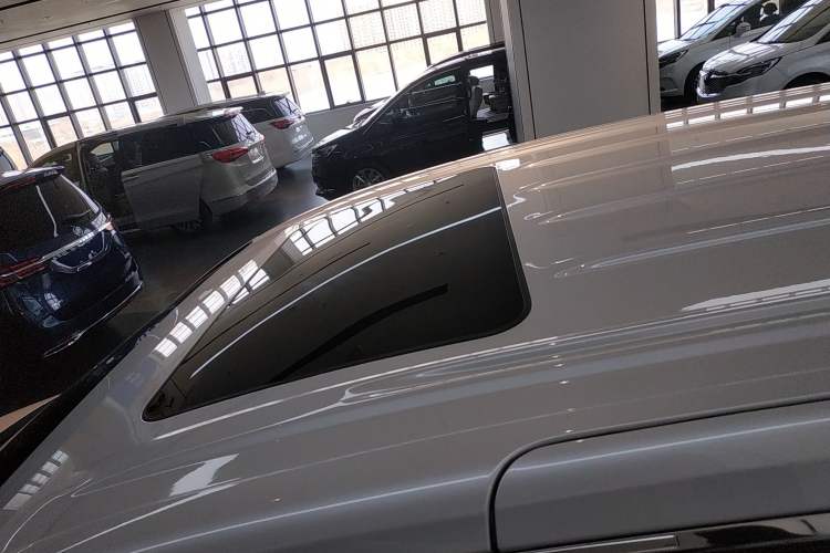 Used Buick GL8 2018 ES 28T Comfort Model China VI Standard
