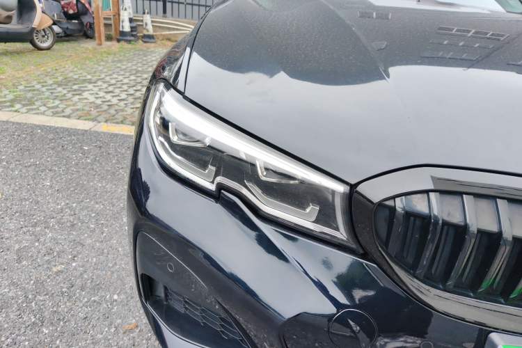 Used BMW 3 Series 2021 Second Facelift 325i M Sport Night Edition Package
