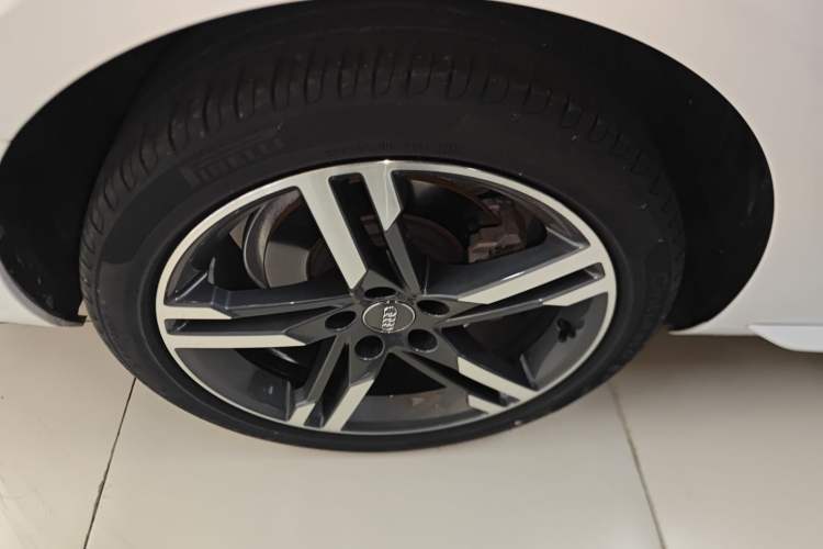 Used Audi A4L 2020 40 TFSI Luxury Dynamic Model
