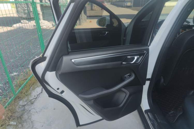 Used Porsche Macan 2014 Macan 2.0T