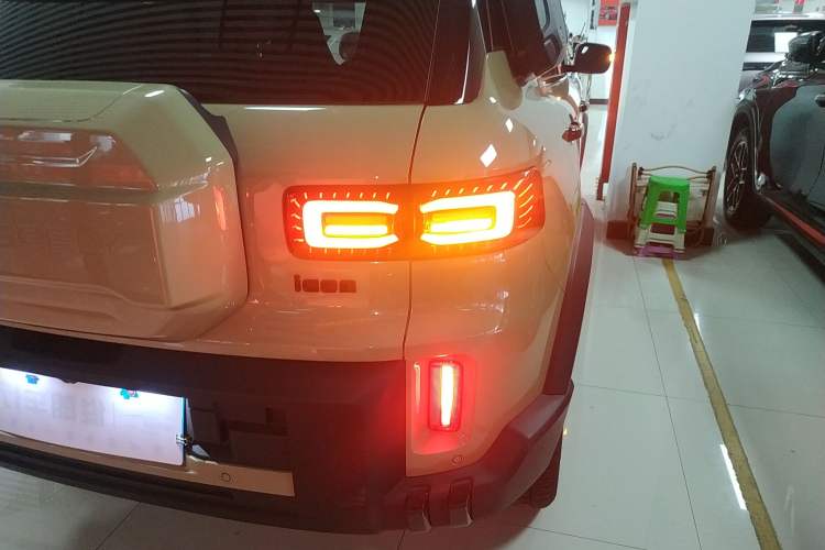 Used Geely Auto Cowboy 2025 1.5TD Fun-Offroad Version
