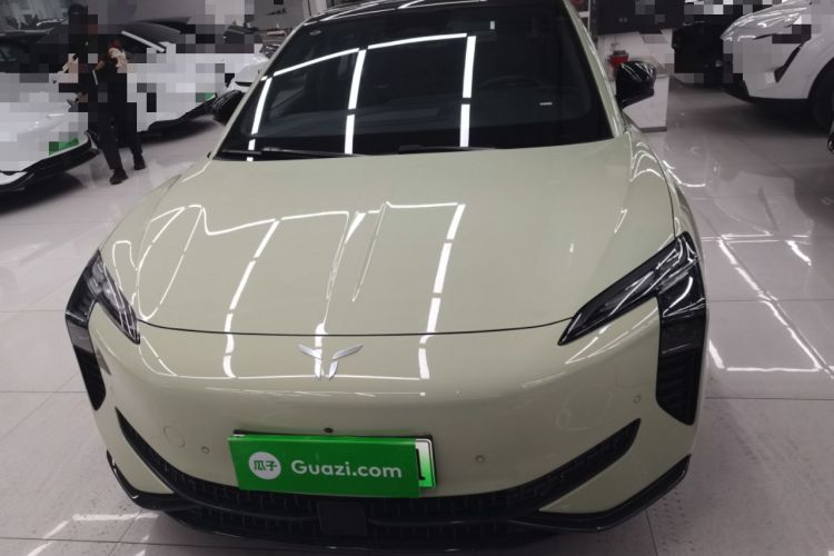 Used Hongqi EH7 2024 690 Pro Front