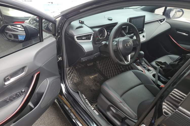 Used Toyota Levin 2022 Dual-Motor 1.8H E-CVT Sport Edition Driver Seat