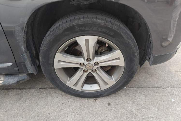 Used Toyota Highlander 2012 2.7L Two-Wheel Drive 7-Seater Luxury Edition
