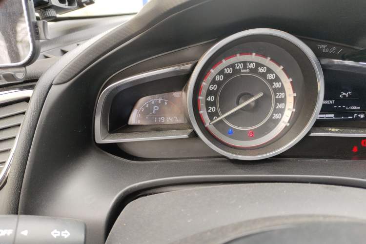 Used Mazda 3 Axela 2014 Sedan 1.5L Automatic Comfort Model Odometer Close Up