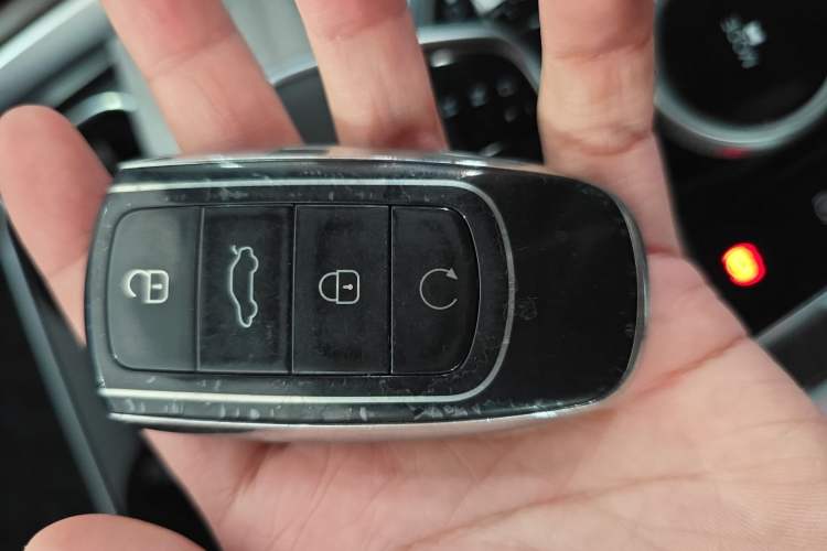 Used Chery Tiggo 8 PLUS 2024 Champion Edition 290TGDI DCT Deluxe Version 5-Seater