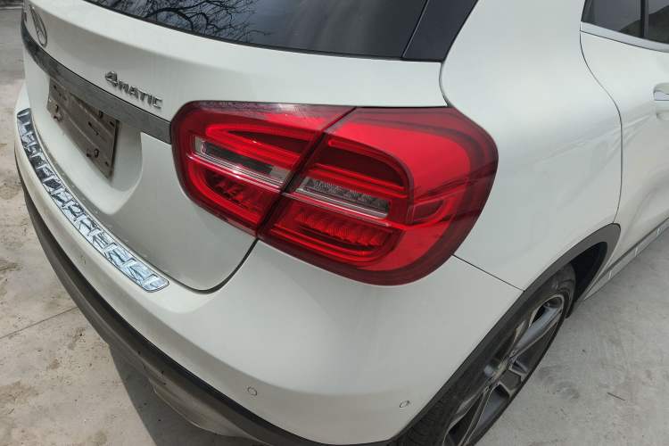 Used Mercedes-Benz GLA 2015 GLA 220 4MATIC Luxury Model