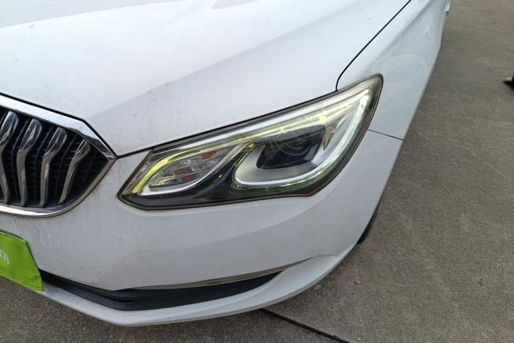 Used Buick GT 2017 15N Automatic Elite Version Left Front Headlight