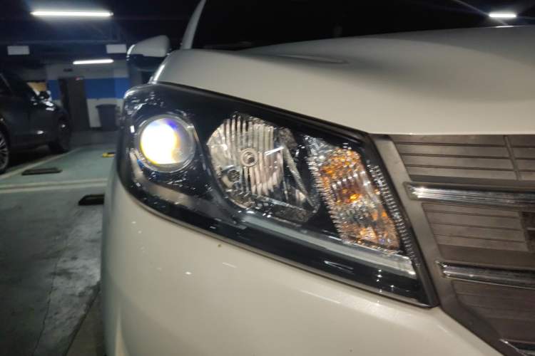 Used Dongfeng Fengon E3 2019 EVR Range-Extended Smart Model
