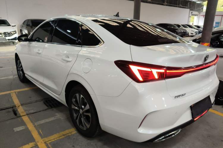 Used CHANGAN Eado 2024 PLUS Blue Whale NE 1.4T GDI DCT High-Energy Edition
