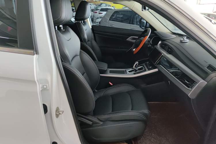 Used Geely Auto Emgrand X7 Sport 2021 Million Edition 1.8TD DCT Two-Wheel Drive Comfort Model