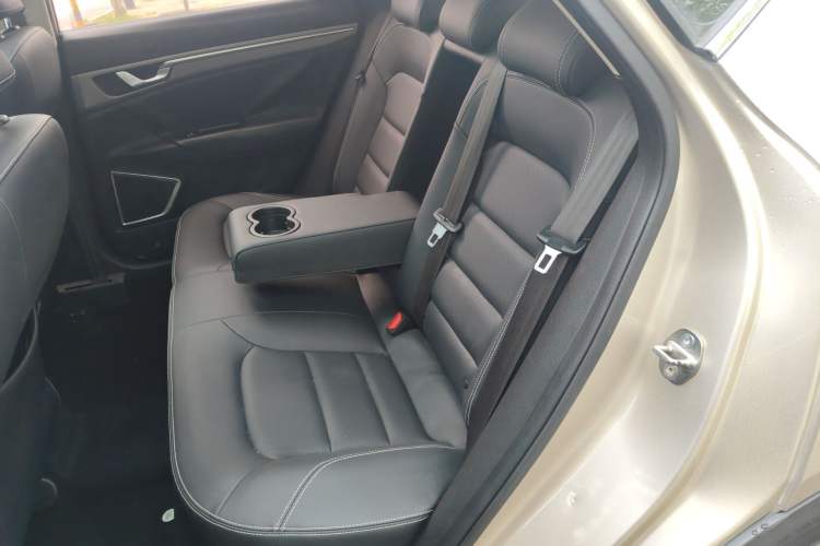 Used Geely Auto Emgrand GS 2016 Sport Edition 1.3T Automatic LingShang Model Left Rear Seat