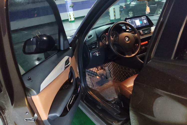 Used BMW X1 2013 sDrive18i Fashion Model
