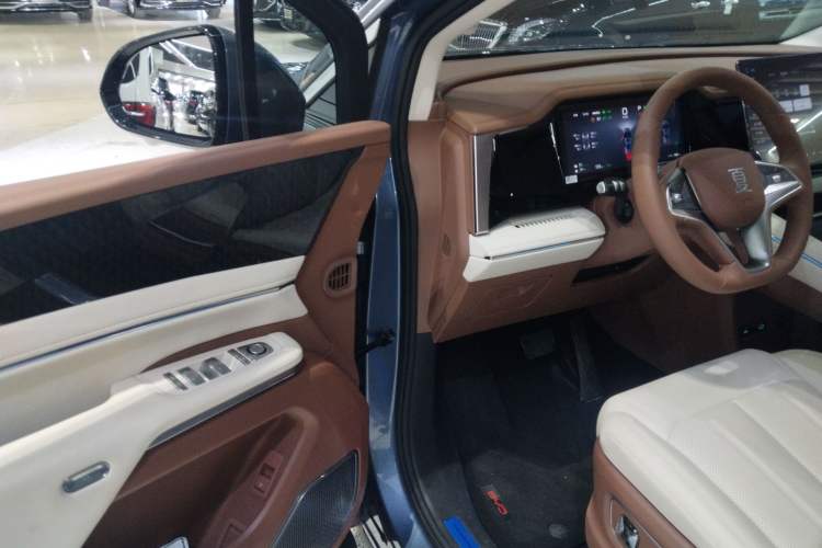 Used BYD Xia 2025 DM-i 1.5T 180km Beyond Edition